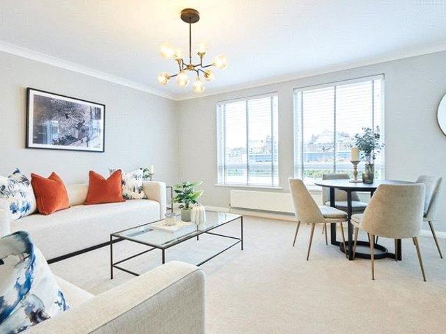 Flat for rent in Chelsea, Greater London