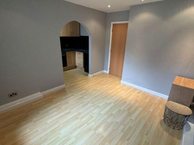 Apartment for rent in Woodhouse, West Yorkshire