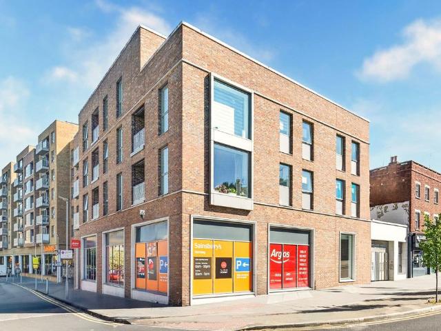 Flat for rent in Hornsey, Greater London