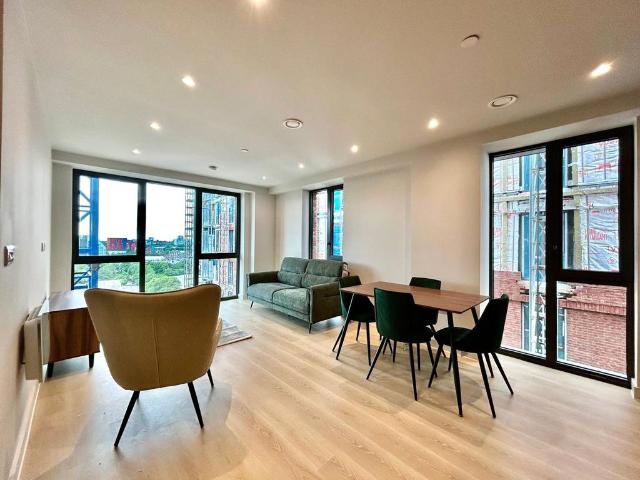 Flat for rent in Georgia, Greater Manchester