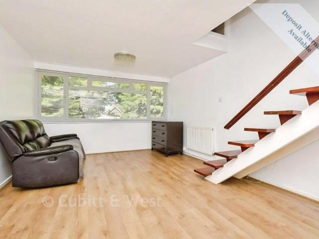 Apartment for rent in Carshalton Beeches, Greater London