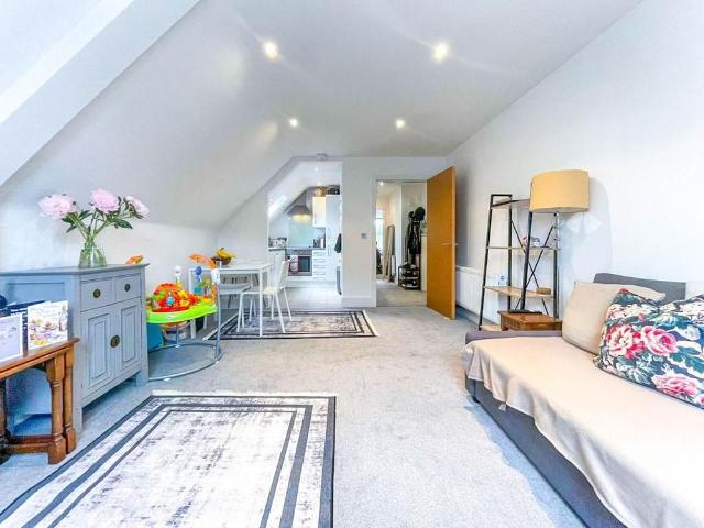 Apartment for rent in Wick, Bournemouth