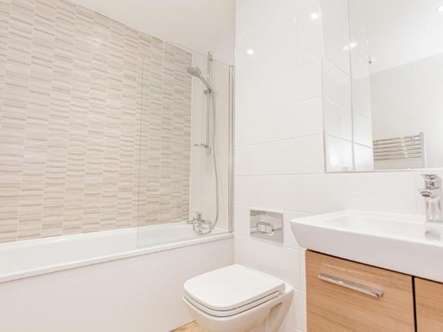 Apartment for rent in Thrupp, Evershot
