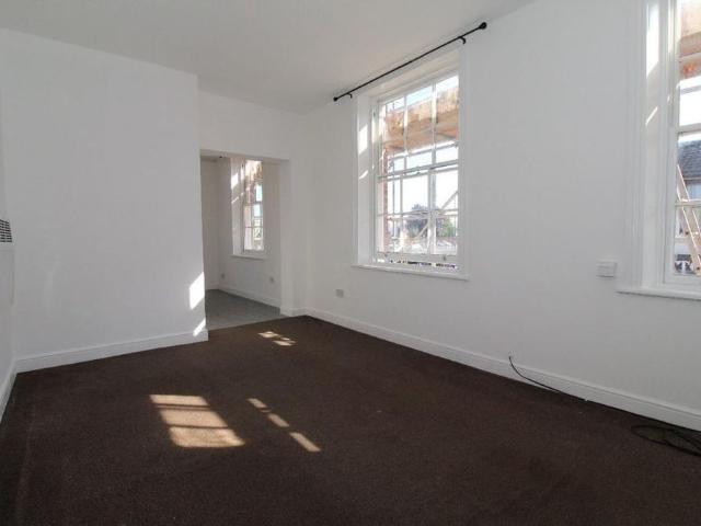 Apartment for rent in Burnedge, Greater Manchester