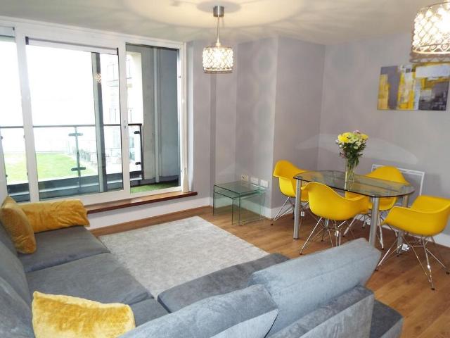 Apartment for rent in Cardiff International Sports Village, Falcon Lodge