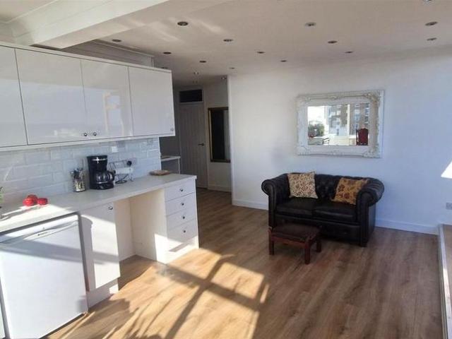 Apartment for rent in West Worthing, Worthing