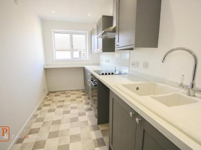 Flat for rent in Old Heath, Fordham Heath