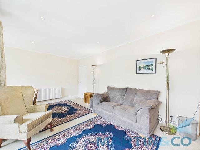 Apartment for rent in Calderstones