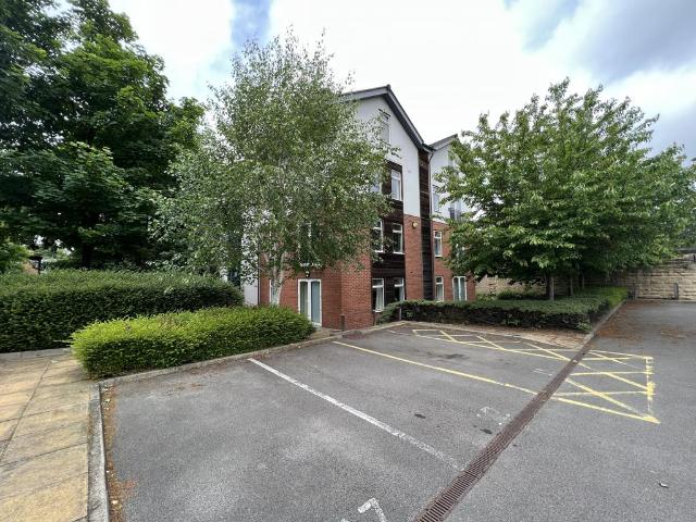 Flat for rent in Kirkstall, West Yorkshire