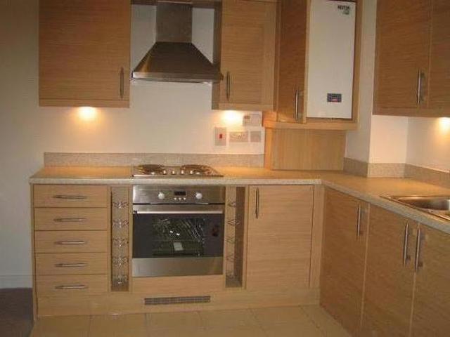 Flat for rent in Preston, Greater London