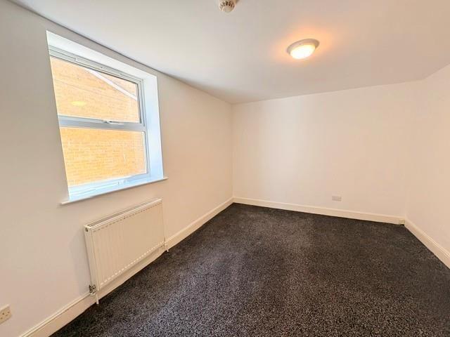Apartment for rent in East Cliff, Acol