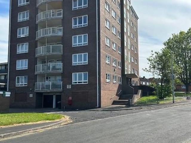 Flat for rent in Telford