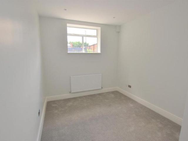 Apartment for rent in Lakenham, East Bank