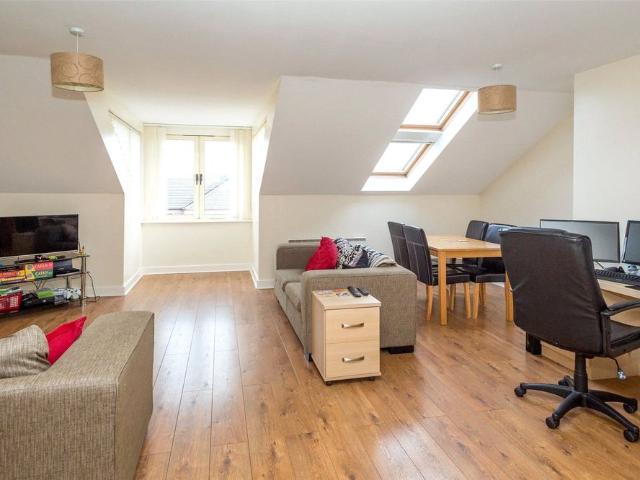 Apartment for rent in Foss Islands, High Field