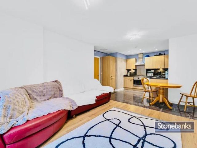 Apartment for rent in London Borough of Ealing, Greater London
