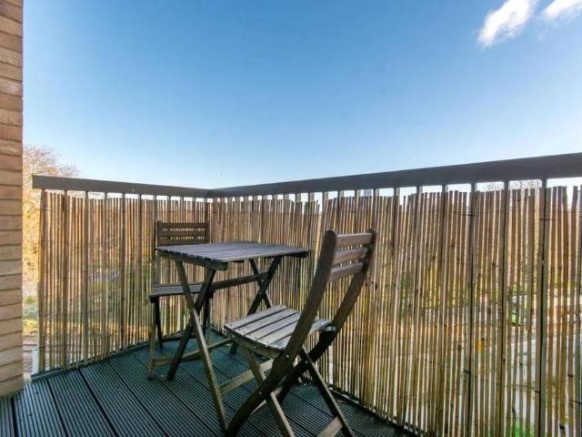 Apartment for rent in London Borough of Croydon, Waddon