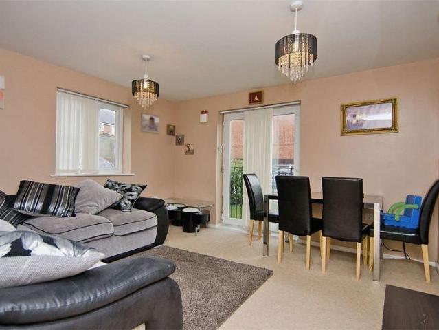 Apartment for rent in New Mills, West Midlands