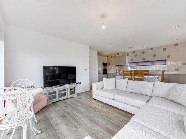 Apartment for rent in Arbury, Cambridgeshire