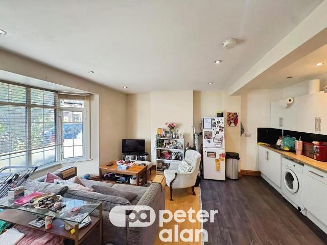 Apartment for rent in Plasnewydd, Cardiff