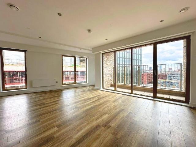 Flat for rent in City Centre, Georgia