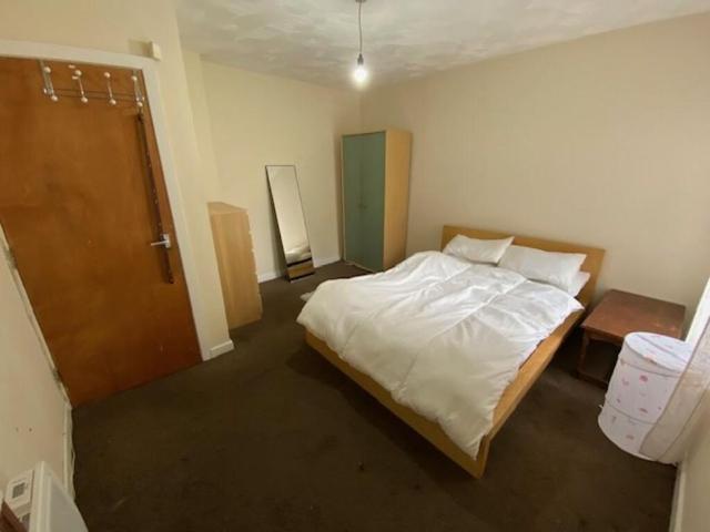 Apartment for rent in St. Johns, Manchester