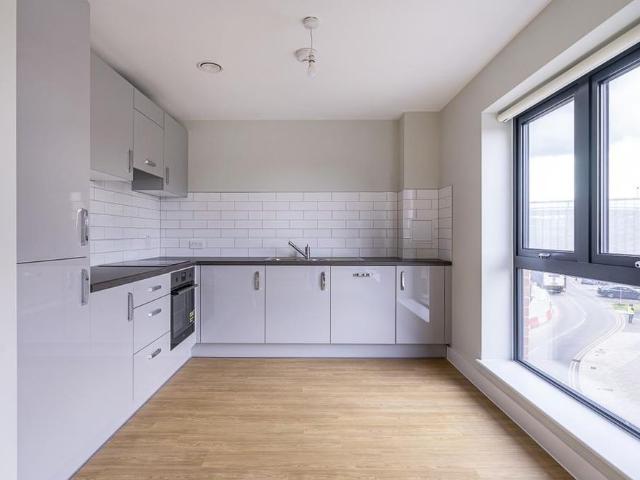Apartment for rent in Enborne, West Berkshire