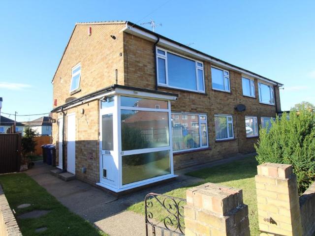 Flat for rent in Badgers Dene, Grays