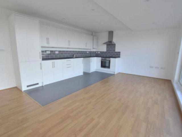 Apartment for rent in London Borough of Lewisham, Lower Sydenham