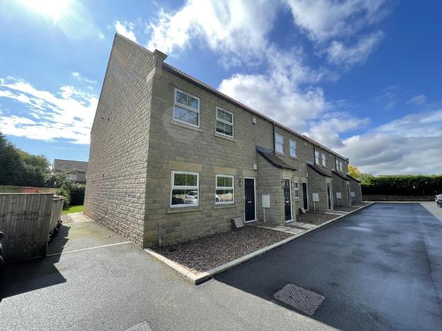 Flat for rent in Bramley, South Yorkshire