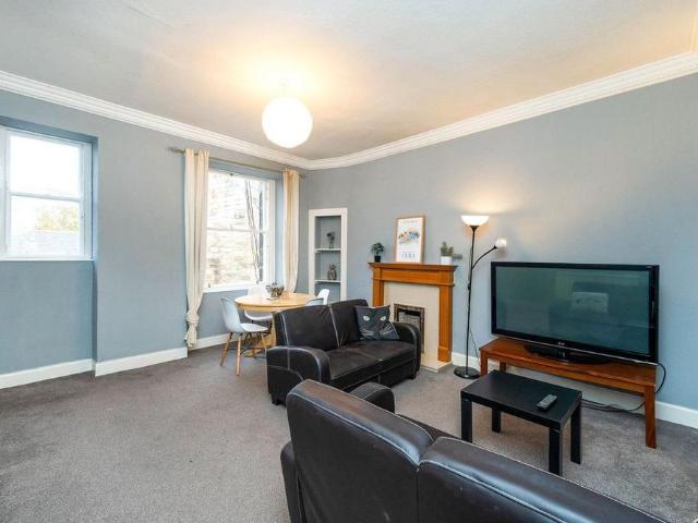 Apartment for rent in Southside, Scotland