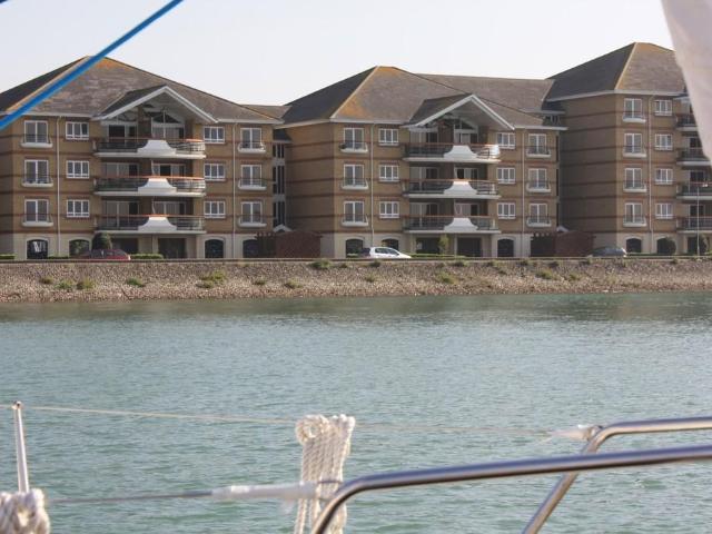 Flat for rent in Port Solent, City Of Portsmouth