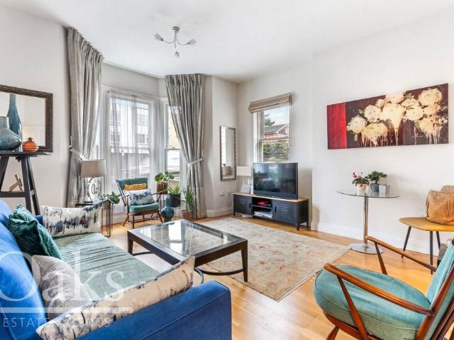 Flat for rent in London Borough of Croydon, Addiscombe