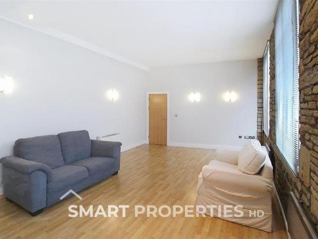Apartment for rent in Huddersfield, West Yorkshire