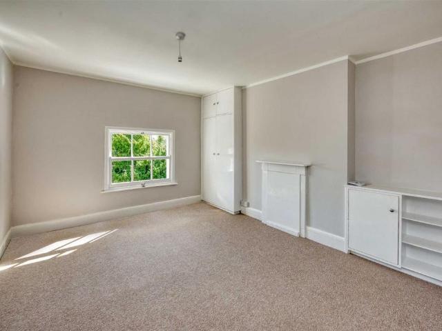Apartment for rent in Goldthorn Hill, Penn