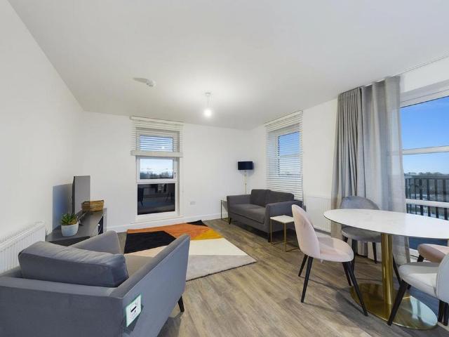 Apartment for rent in Castle Hill, Monks Orchard