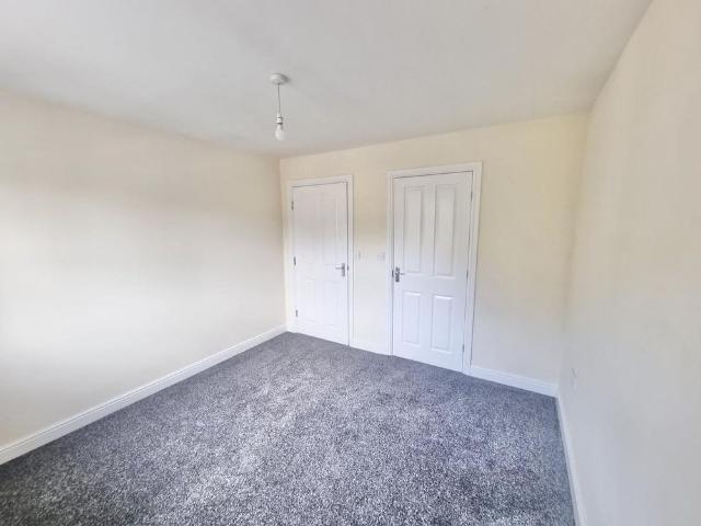Apartment for rent in Bonegate, Brighouse