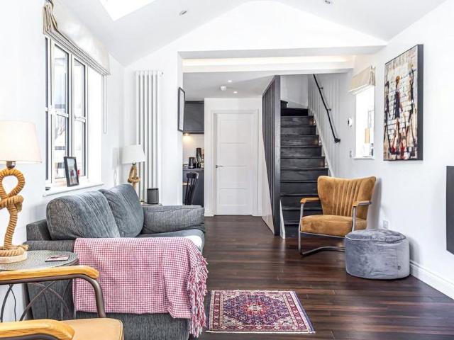 Apartment for rent in Leckhampton, Cheltenham
