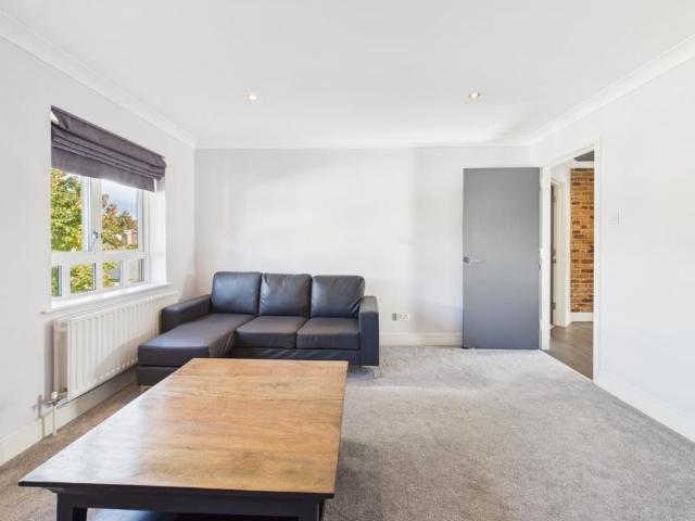 Apartment for rent in Nether Coombe, Sherborne