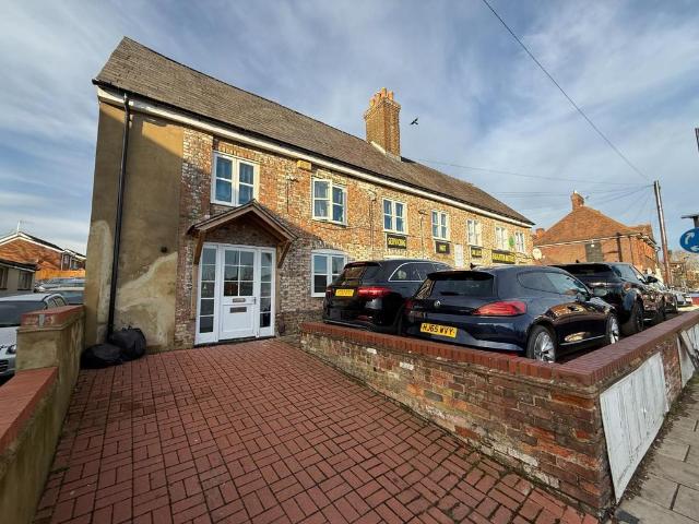 Flat for rent in Woodside Estate, Houghton Regis