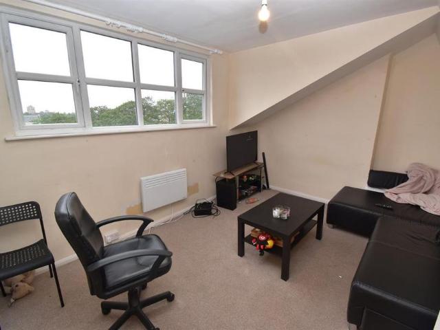Apartment for rent in Milverton, Green Close