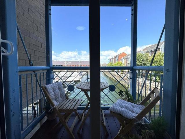 Apartment for rent in Nangreaves, Wales