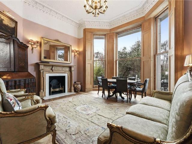 Flat for rent in Bayswater, Greater London
