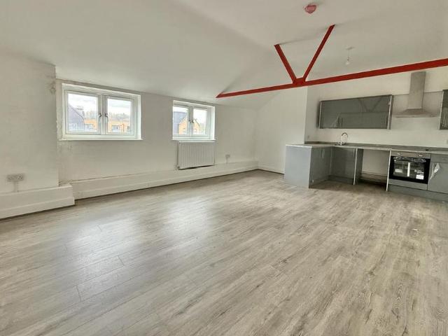 Apartment for rent in Kings Hill, Colliers End