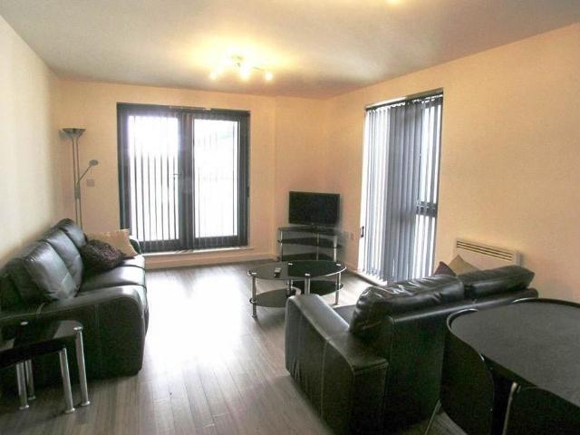Apartment for rent in Horsell, Woking