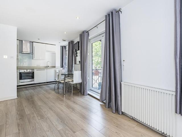 Flat for rent in Bermondsey, Greater London