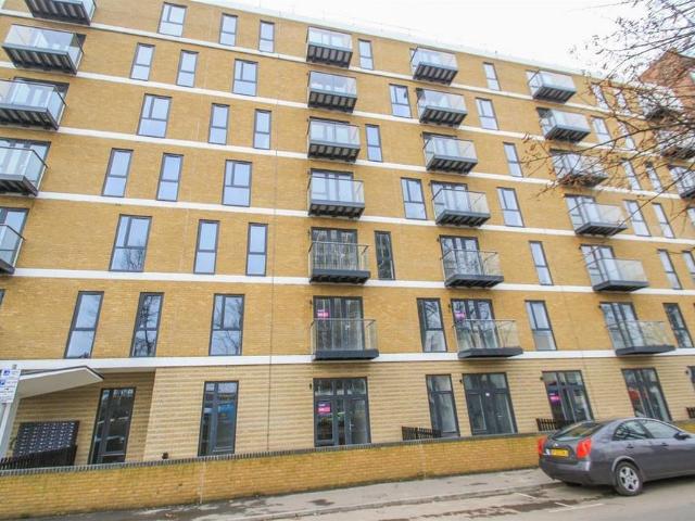Apartment for rent in Alton Barnes, Essex