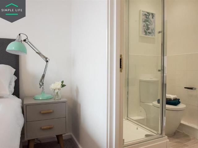 Apartment for rent in Bagslate Moor, Burnedge