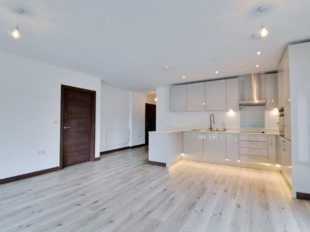 Apartment for rent in Holywell Estate, North Watford