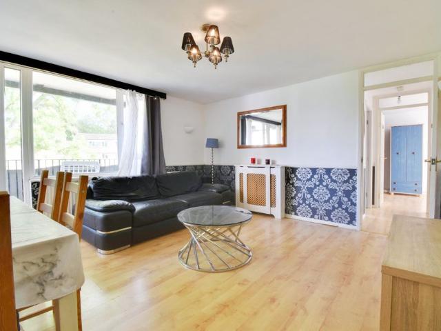 Apartment for rent in Pouchen End, Hertfordshire