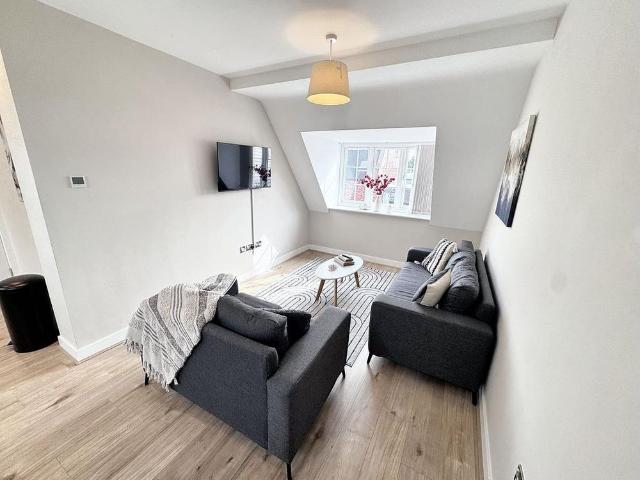 Apartment for rent in Iffley Fields, The Slade